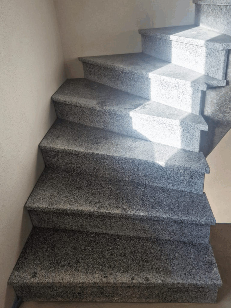 Treppe Pedras Salgadas poliert